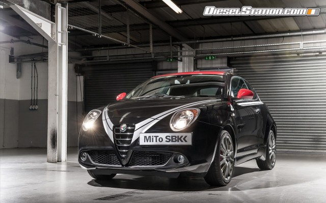 Alfa Romeo Quadrifoglio Verde SBK Limited Edition 2013 Widescreen Picture #6 Alfa Romeo Quadrifoglio Verde SBK Limited Edition 2013 Widescreen Picture #6